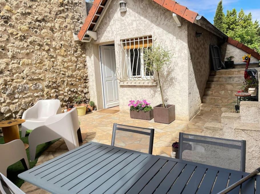 «  La Petite Maison » ....Des Grands Espaces... Saint-Maur-des-Fosses Exterior photo